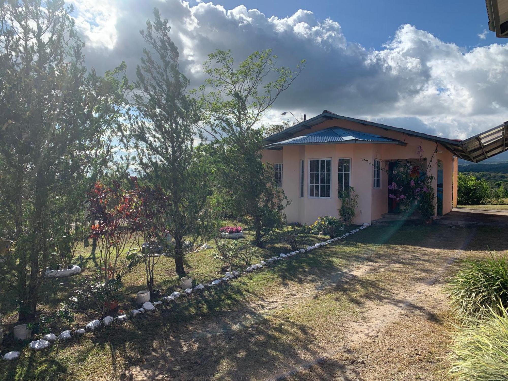 Linda Vista Cabins โบเกเต ภายนอก รูปภาพ