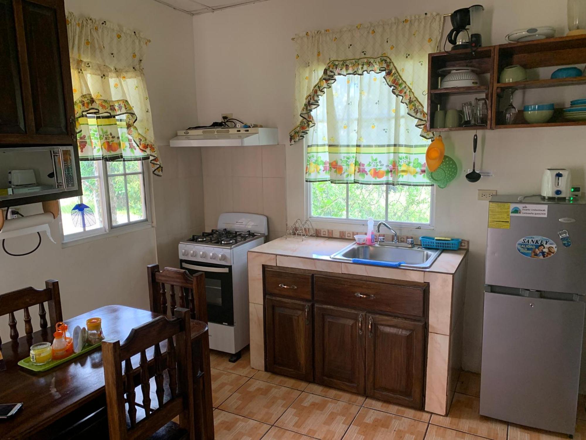 Linda Vista Cabins โบเกเต ภายนอก รูปภาพ